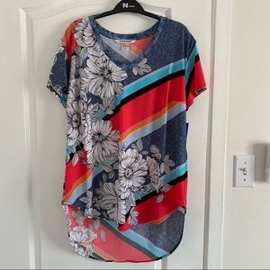 NWT Nygard hi lo v-neck tee